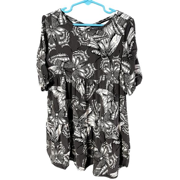 Crazy 8 Black, White and Grey Butterfly Pattern Dress Girls Sz 5-6 Cold Shoulder - Picture 1 of 5